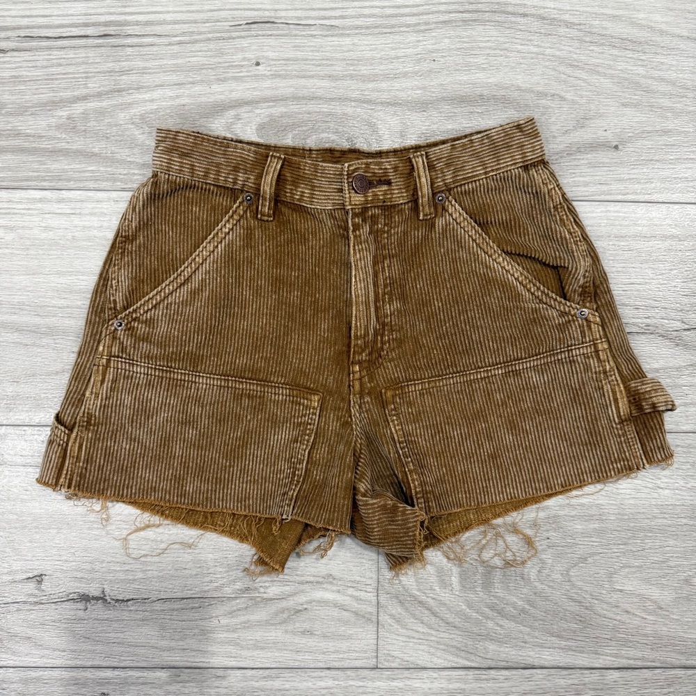 BDG Vintage Brown Cargo Carpenter style Shorts with Corduroy Texture, size 24